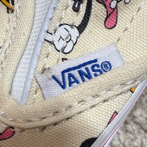 Vans Minnie Mouse Slip-On Sneakers - Cream and Pink - Picture 7 of 8
